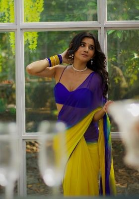 Yellow Ombre Pattern Georgette Saree Set